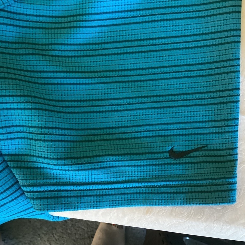 Nike Golf Men’s Blue Striped Polo.  Size XXL - Picture 4 of 8